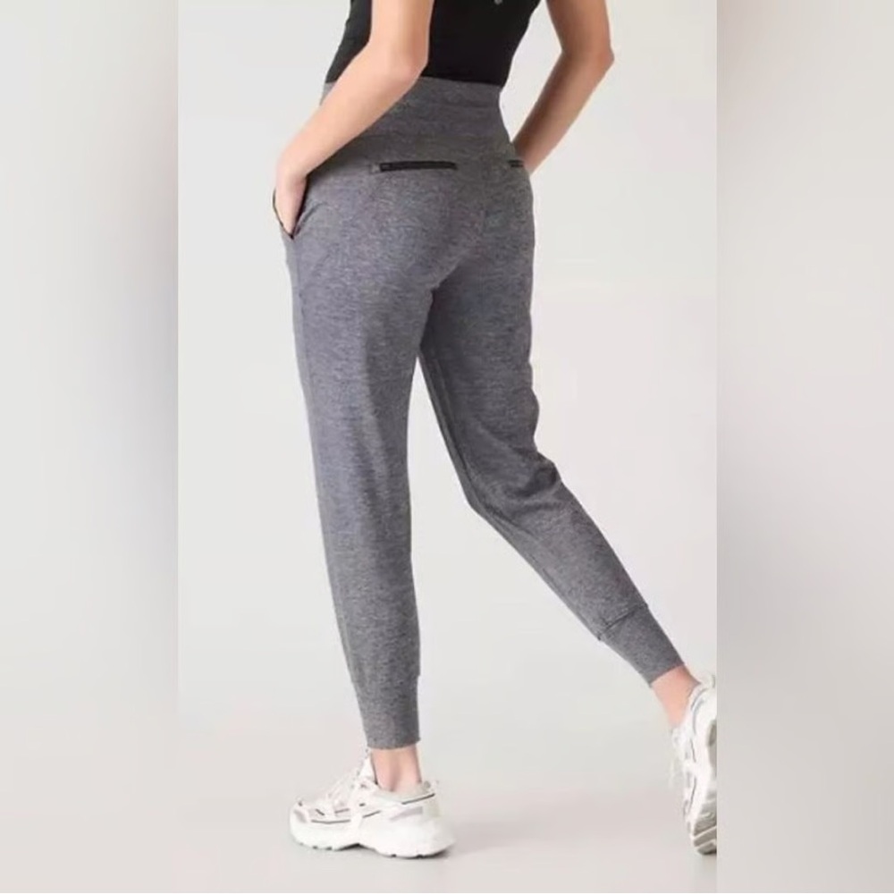 Athleta High Rise Venice Jogger, Heather Grey, MSRP $89, S